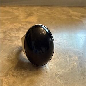 Vintage 1970s sterling silver dome ring w black genuine cat eye stone centered